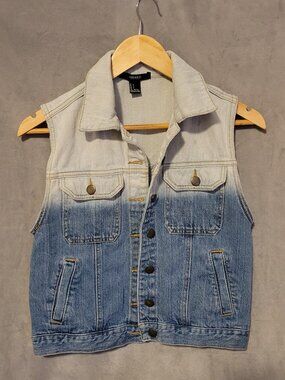 Forever 21 Ombre Debim Vest Size Small